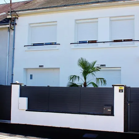 The White Home Broadway Love Room Chateauroux Exterior photo