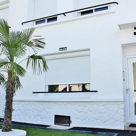 The White Home Broadway Love Room Chateauroux Exterior photo