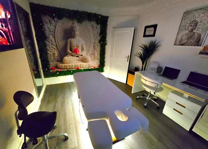 The White Home Broadway Love Room