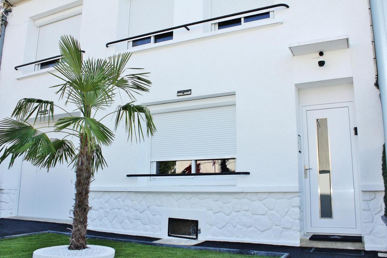 Holiday home The White Broadway
